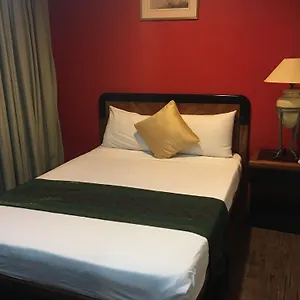 2* Hotel Nanas